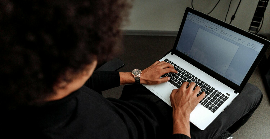 Veja passo a passo para adiantar o IR no feriado