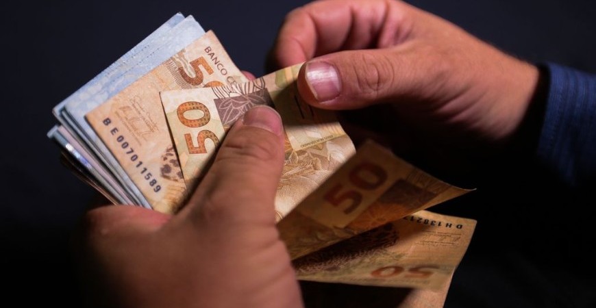 Salário mínimo para 2023 deve ser incluído na PEC de Transição no valor de R$ 1.320