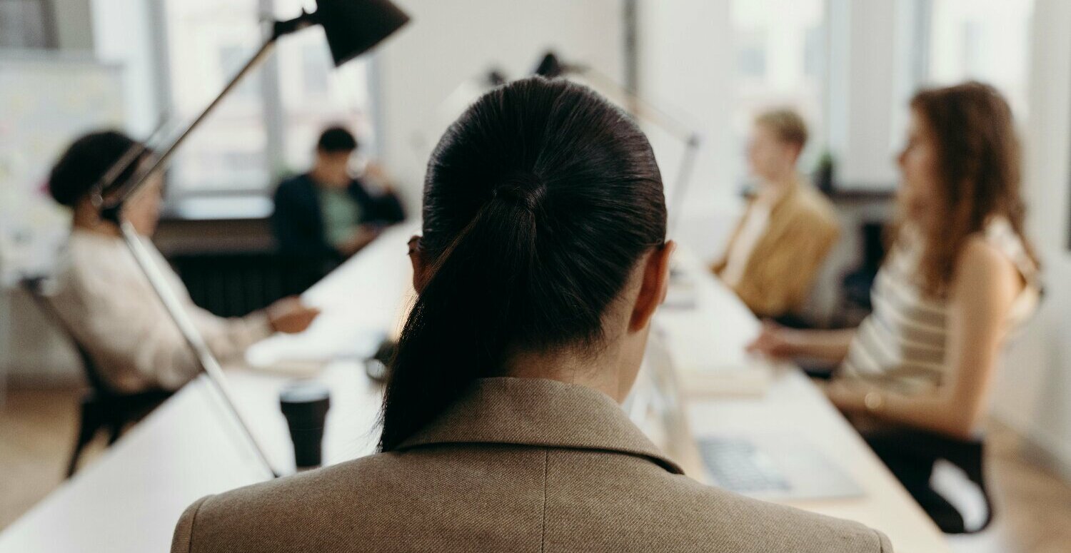 Diferença entre grupo e equipe: entenda para melhorar a produtividade