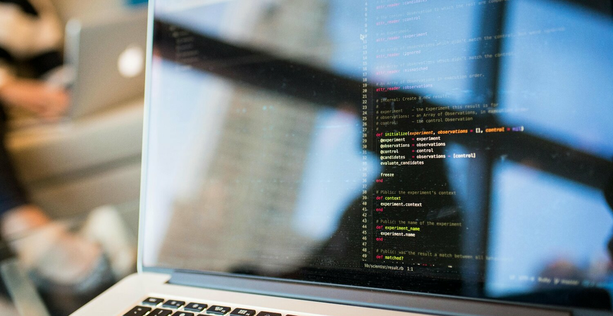 Mudança fiscal impulsiona revisão de custos e estratégia no mercado de ERP