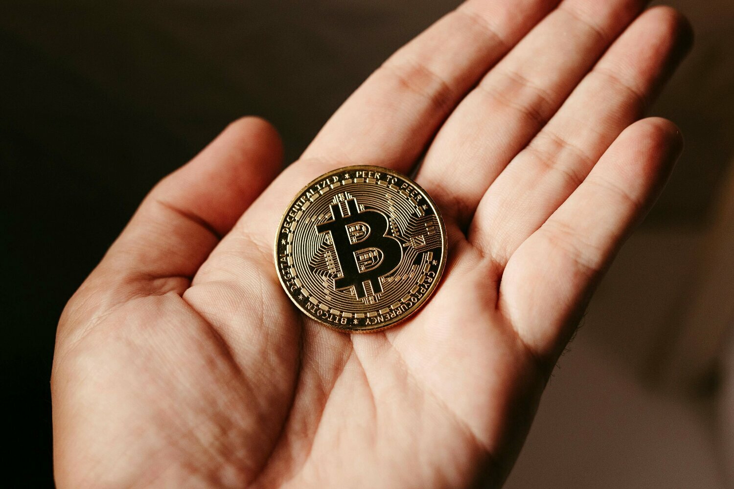 Profissionais de saúde diversificam investimentos com foco em criptoativos e fundos