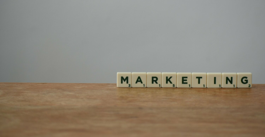 Marketing pessoal x institucional: 5 dicas para saber diferenciar a sua imagem da  sua empresa de forma estratégica