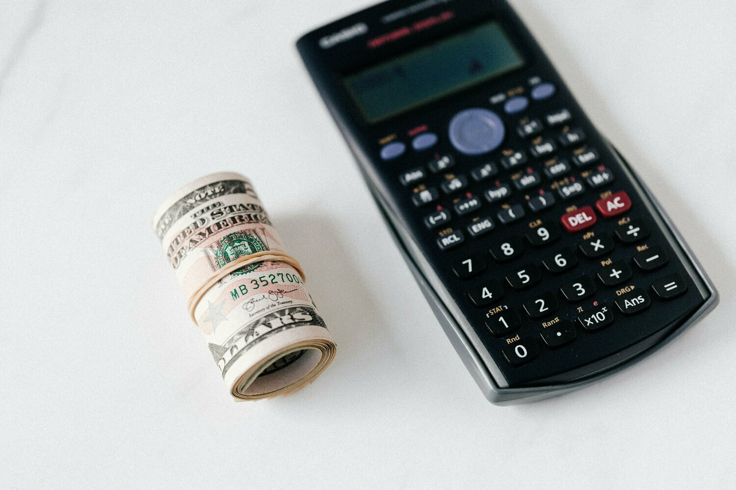 Tarifa dos EUA sobre produtos brasileiros impacta economia e gera reações estaduais