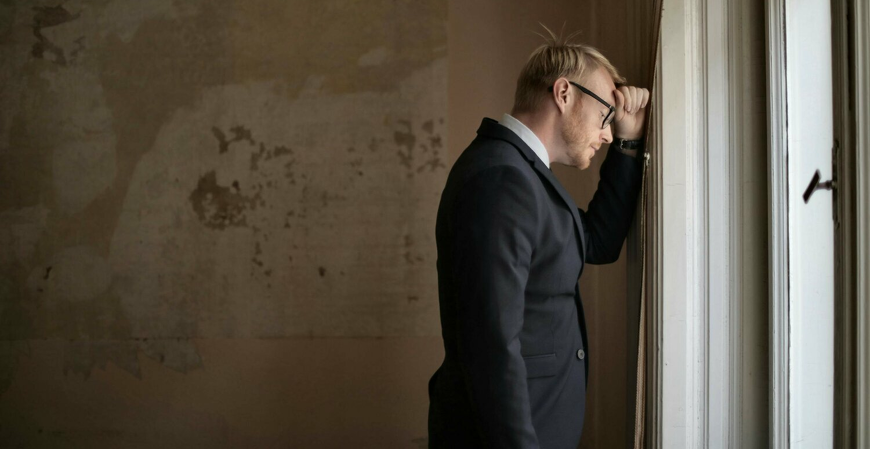 Crise de talentos sênior: 80% dos líderes de tecnologia não conseguem contratar ou reter profissionais de TI