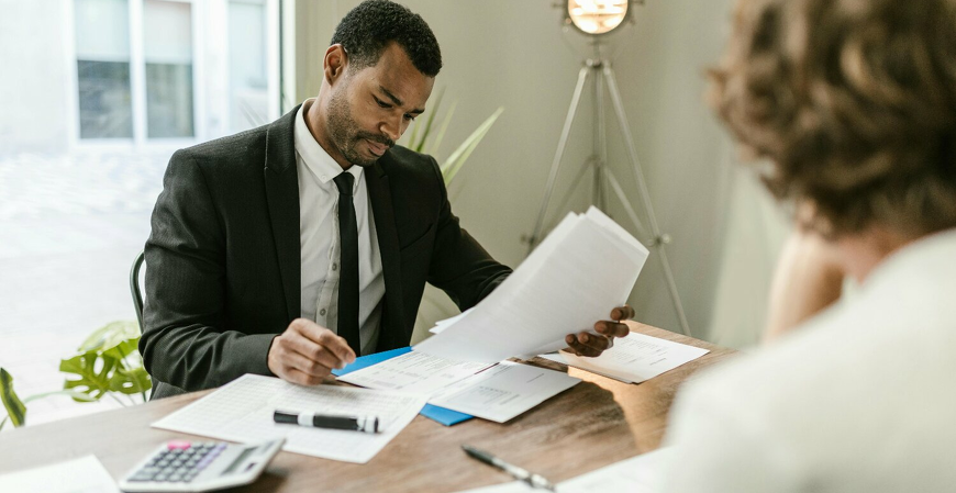 Fim da desoneração da folha: o que muda para as empresas e como contadores e advogados devem atuar juntos