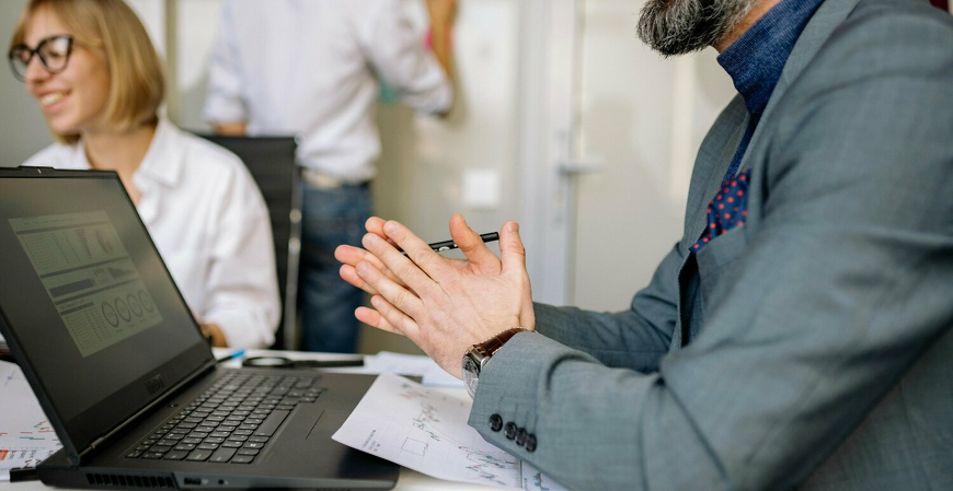 Reforma Tributária exige modernização bancária e IA