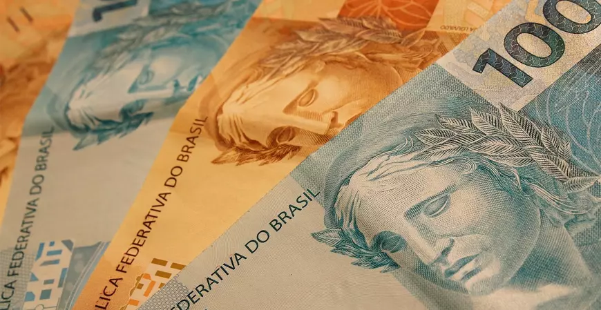 MP altera a tributação de fundos fechados e PL propõe alteração na tributação de rendimentos no exterior