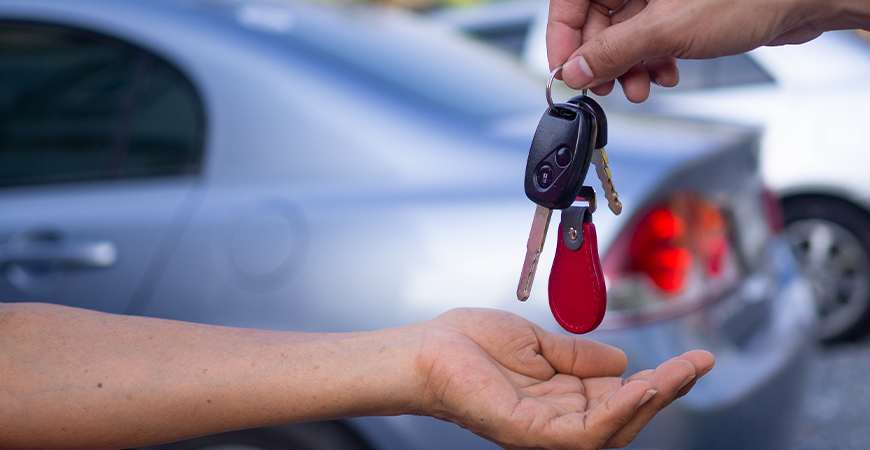 Nada populares: carros caros lideram vendas após descontos do governo