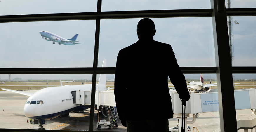 Voa Brasil: programa de inclusão social aérea beneficia 23 milhões de aposentados do INSS