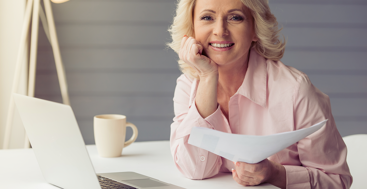 PL propõe incentivos fiscais para contratação de mulheres acima de 50 anos