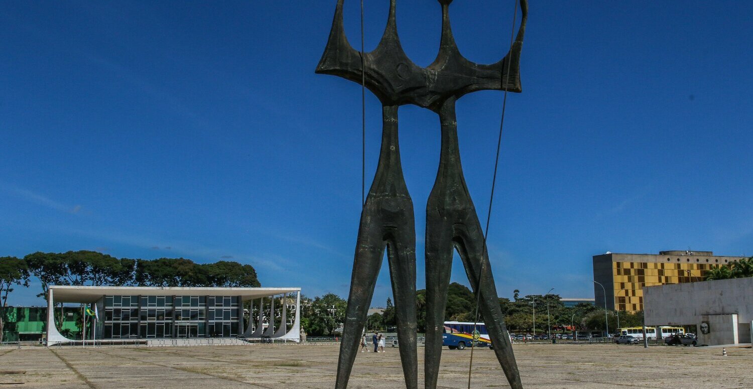 IOF: Governo recorre ao STF após Congresso anular decreto