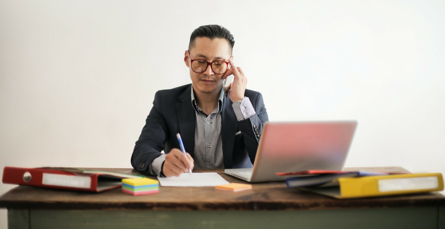 Quais fornecedores uma consultoria tributária costuma ter e como selecioná-los