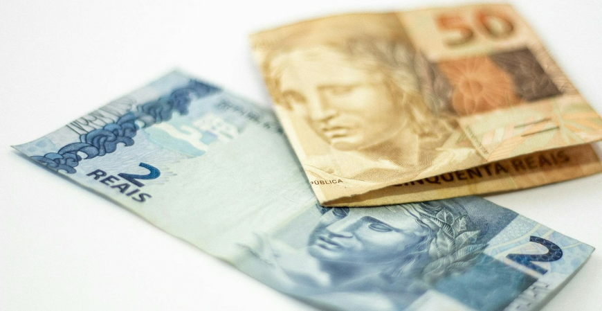 Reajustes salariais superam inflação em 92% das negociações de maio; confira os valores