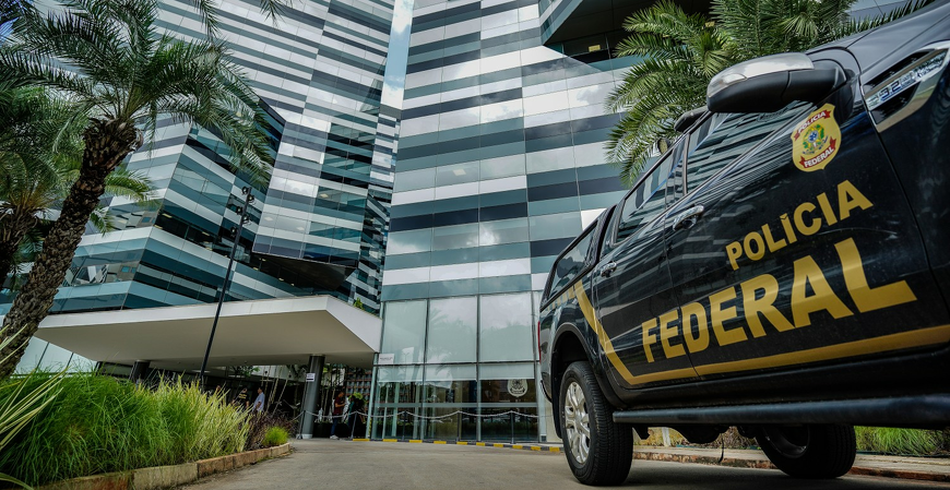 Partidas Dobradas: Receita e PF deflagram operação contra assessoria contábil do contrabando 