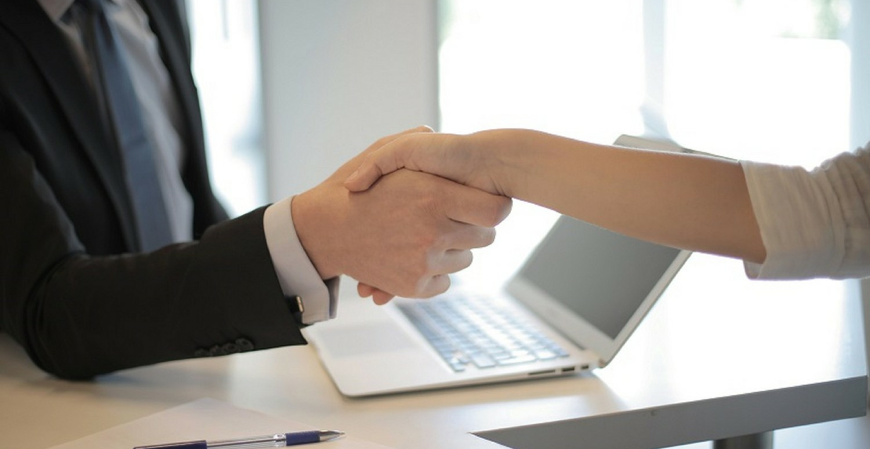 Comunicação não verbal: o segredo para se destacar em entrevistas de emprego