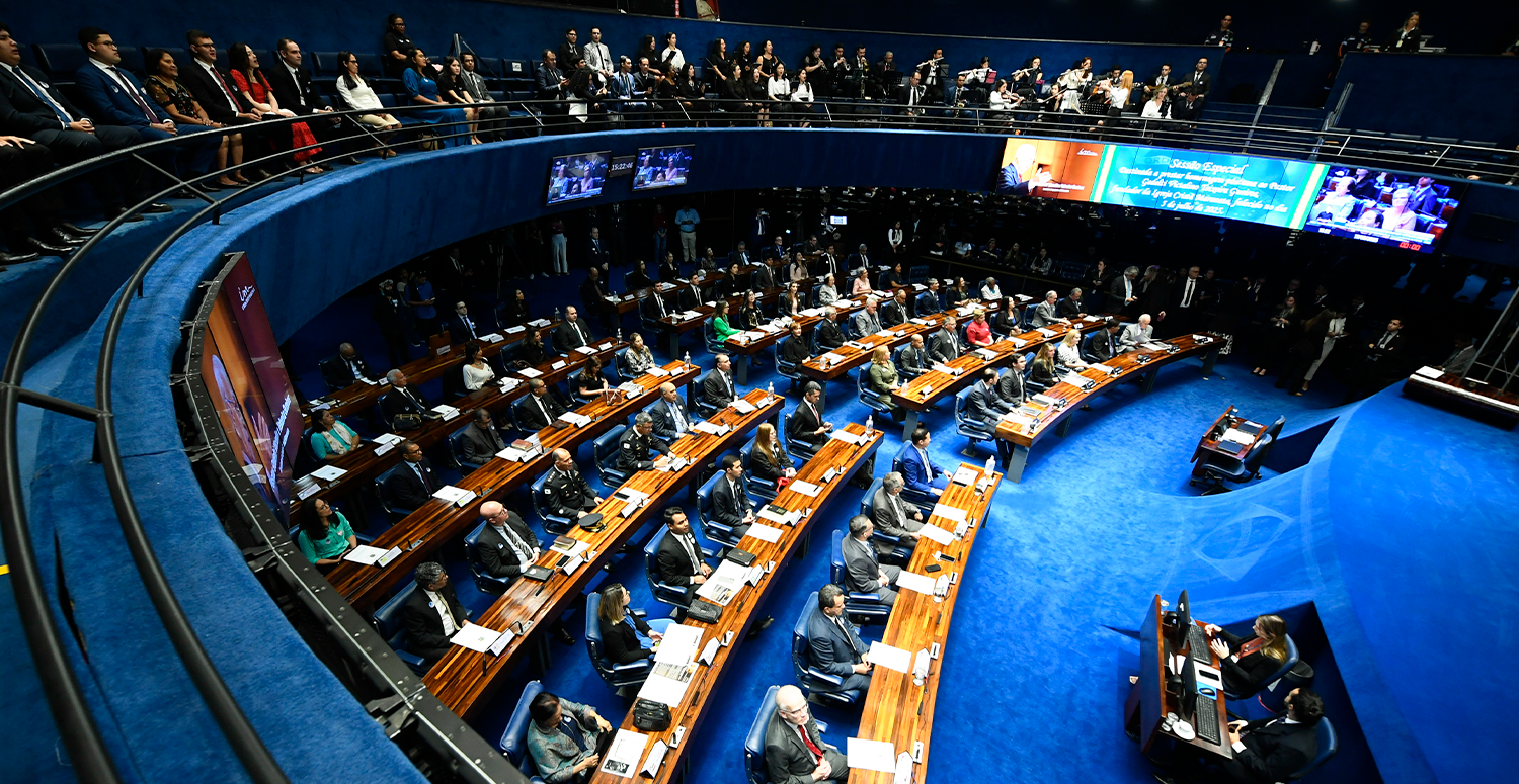 Câmara avança com Reforma Administrativa mas enfrenta resistência de sindicatos
