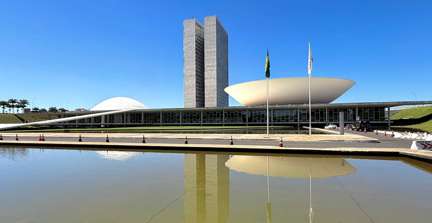 Senado avança em redução jornada de trabalho: o que muda?