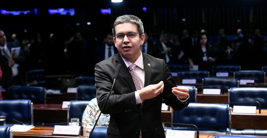 Reoneração da folha será suspensa em 2024, afirma Randolfe