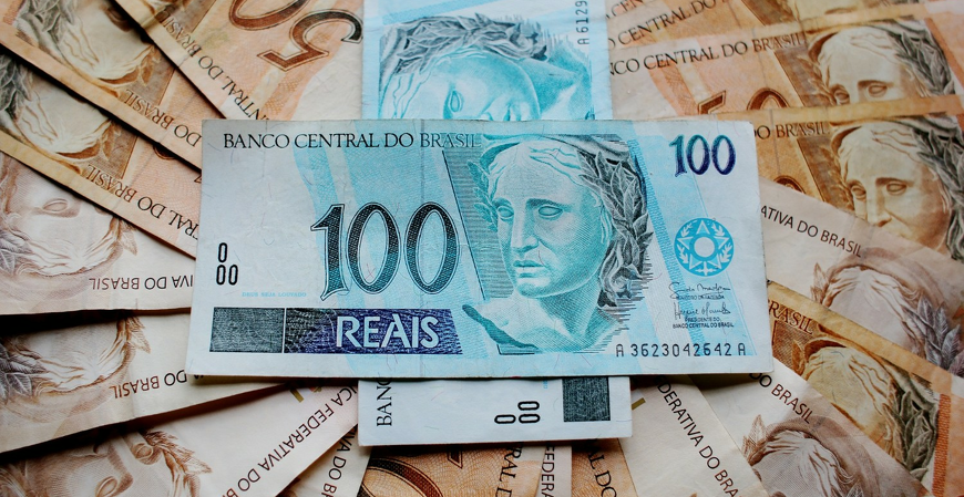 Começa a ser paga nesta sexta-feira (24) a 2ª parcela do 13º salário do INSS
