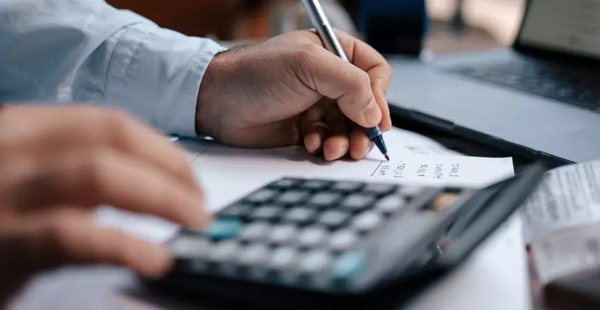 Resultado econômico x resultado financeiro:  o paradoxo de ter lucro sem ter dinheiro e ter dinheiro sem ter lucro