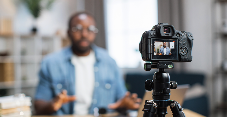 Novo golpe simula leilão da Receita Federal em live e vende lotes de produtos que não existem