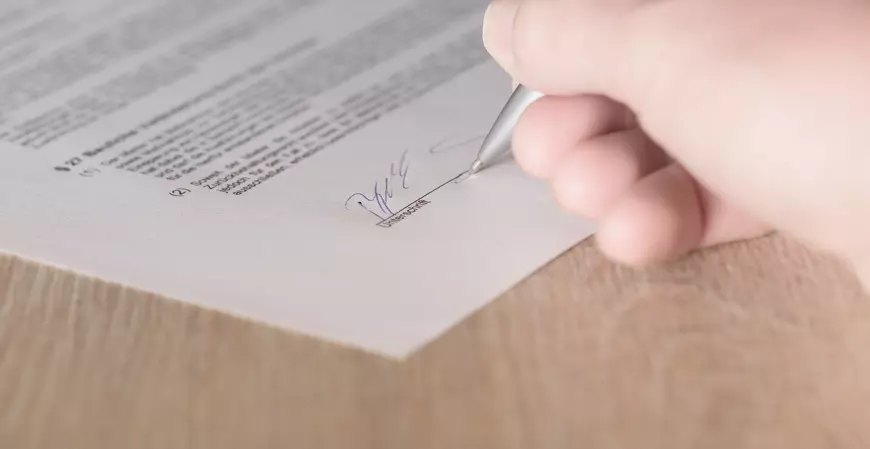 CLT, PJ,  estagiário e outros: veja as diferenças e quais os direitos dos tipos de contratação