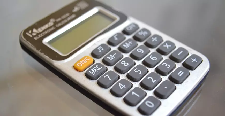 Cortes da taxa Selic serão avaliados no começo de 2024, segundo economistas