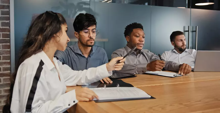 Dívidas: veja como sair da sociedade de um negócio endividado sem débitos