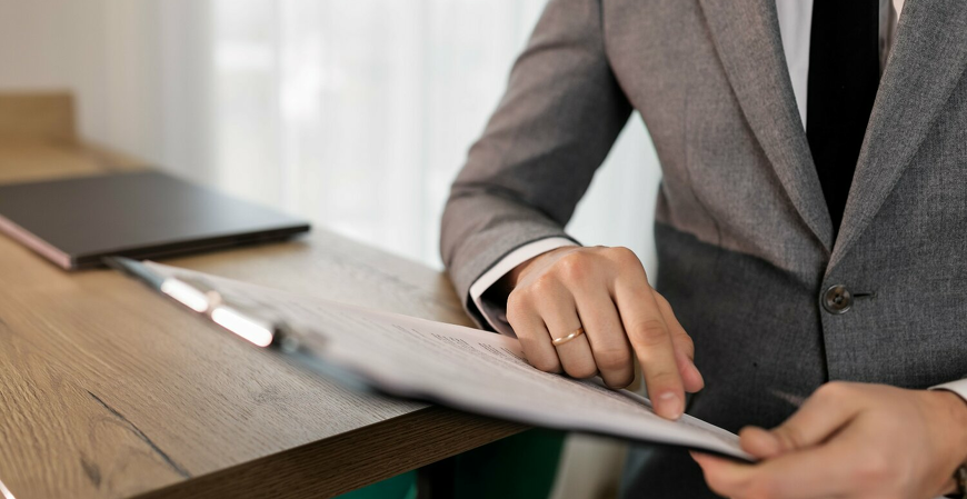 Solução de consulta restringe isenção de ganho de capital na alienação de imóveis Solução de consulta restringe isenção de ganho de capital na alienação de imóveis
