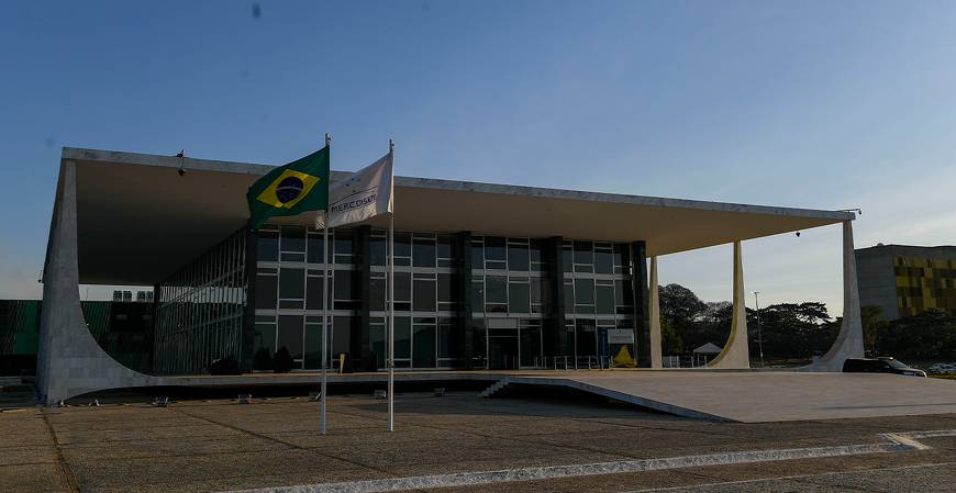 STF retoma julgamento sobre gratuidade na Justiça do Trabalho
