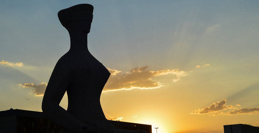 STF valida normas que limitaram período de pagamento de pensão por morte