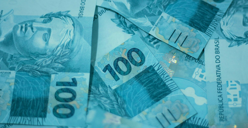 Quase 1 milhão de brasileiros têm mais de R$ 1 mil em dinheiro esquecido para sacar, detecta SVR