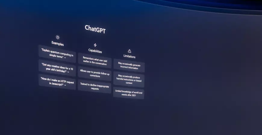 Tecnologia no mercado de trabalho: IA e ChatGPT crescem, mas não devem substituir profissionais remotos