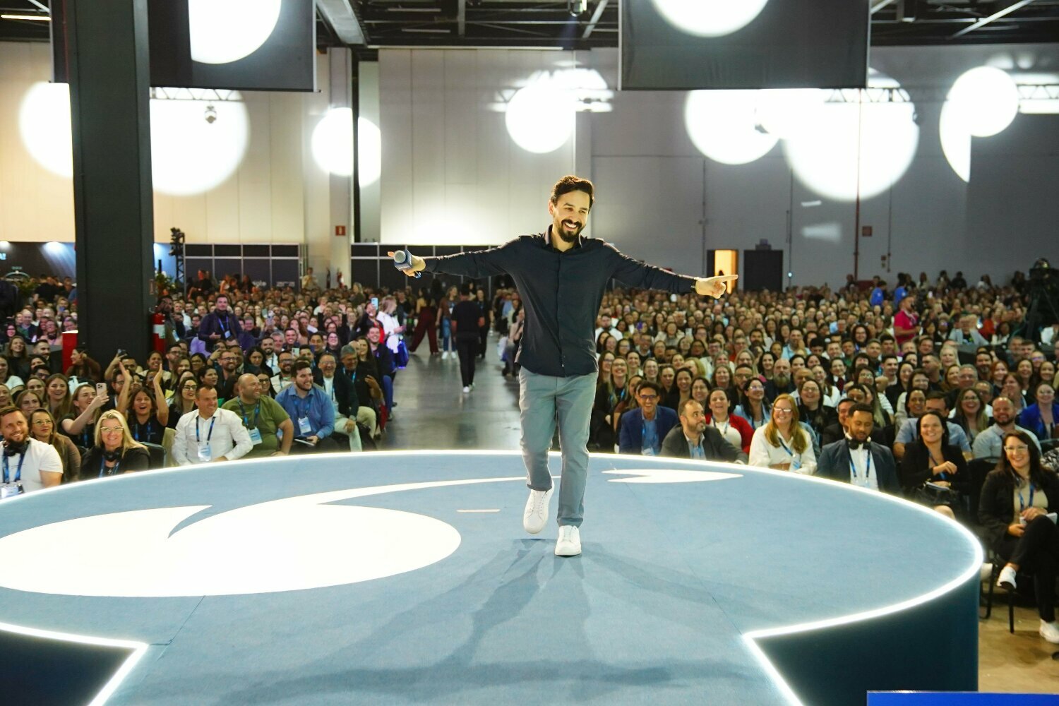 Ponto Fora da Curva: maior evento de gestão contábil anuncia data para 2026