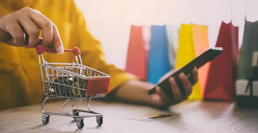 Compras internacionais: governo estuda alíquota entre 17% e 20% sobre itens de até US$ 50