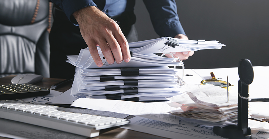 Quais documentos precisam ser entregues mensalmente ao contador?